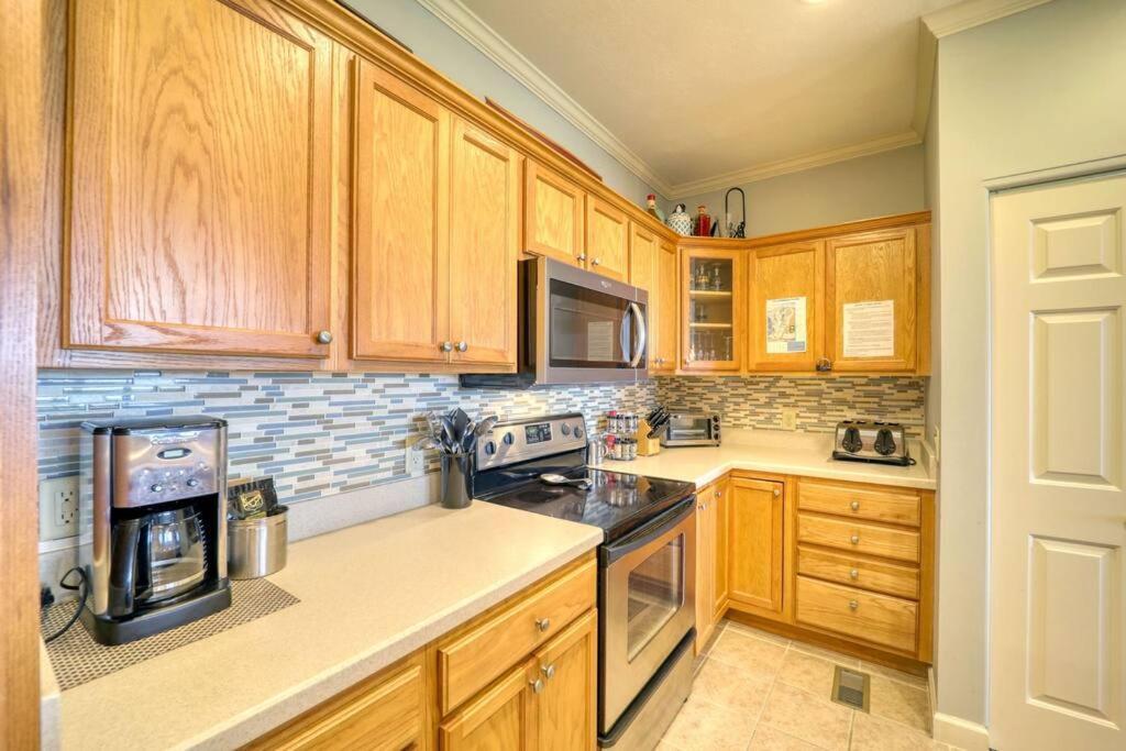 Bucket List Views Sugar Mountain Private Condo - 2Bed, 2Bath, Sleeps 6, Panoramic Views Of Mountains From Large Deck, Short Drive To Shopping, Restaurants, Cafes & Banner Elk Town Экстерьер фото