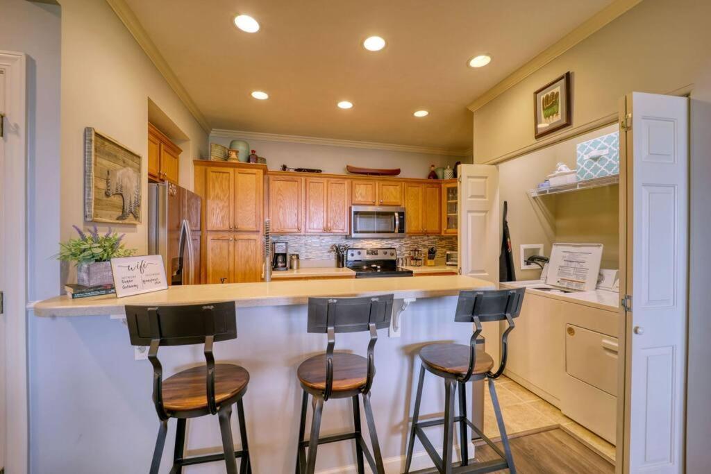 Bucket List Views Sugar Mountain Private Condo - 2Bed, 2Bath, Sleeps 6, Panoramic Views Of Mountains From Large Deck, Short Drive To Shopping, Restaurants, Cafes & Banner Elk Town Экстерьер фото