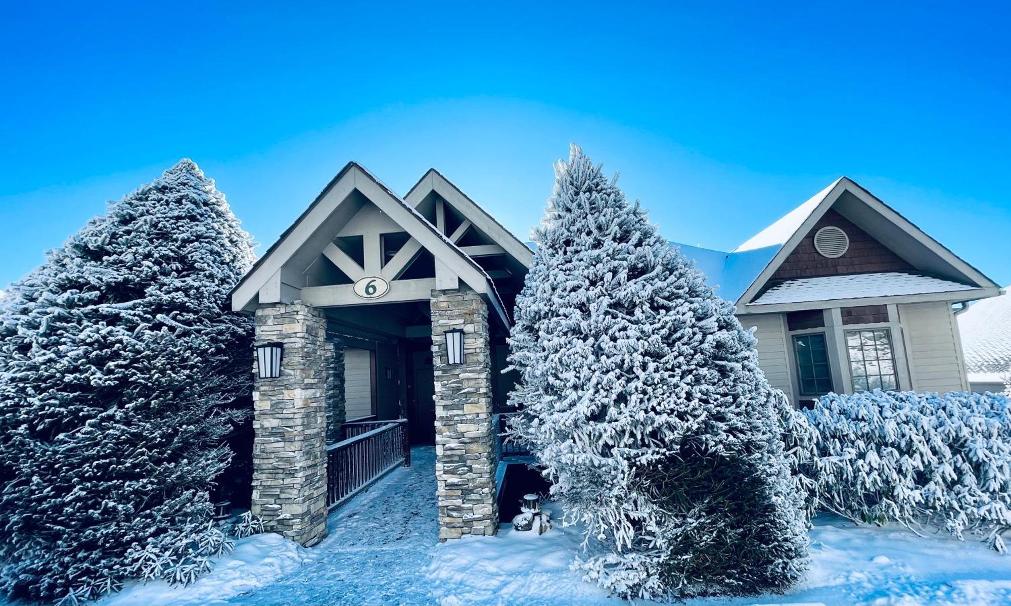 Bucket List Views Sugar Mountain Private Condo - 2Bed, 2Bath, Sleeps 6, Panoramic Views Of Mountains From Large Deck, Short Drive To Shopping, Restaurants, Cafes & Banner Elk Town Экстерьер фото